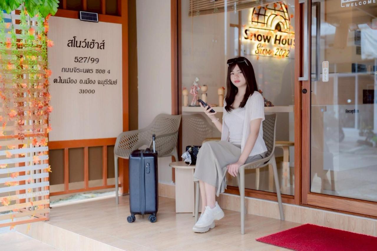 Snow House Buriram 호텔 외부 사진